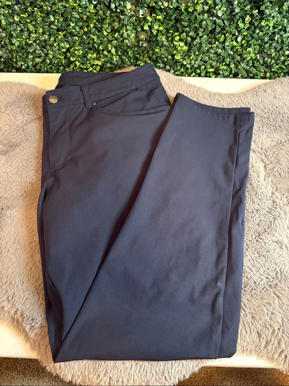 lululemon athletica Men's Navy Stretch Chinos Size 34